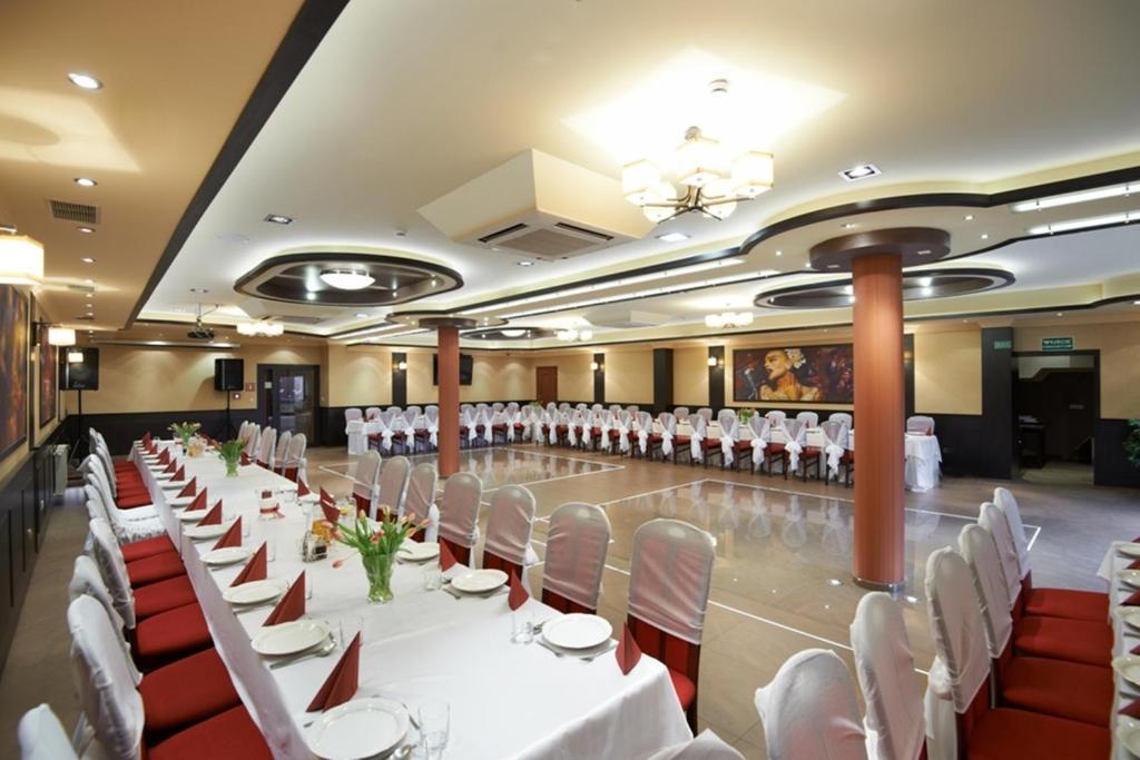 Hotel Texicana Sulechów 외부 사진