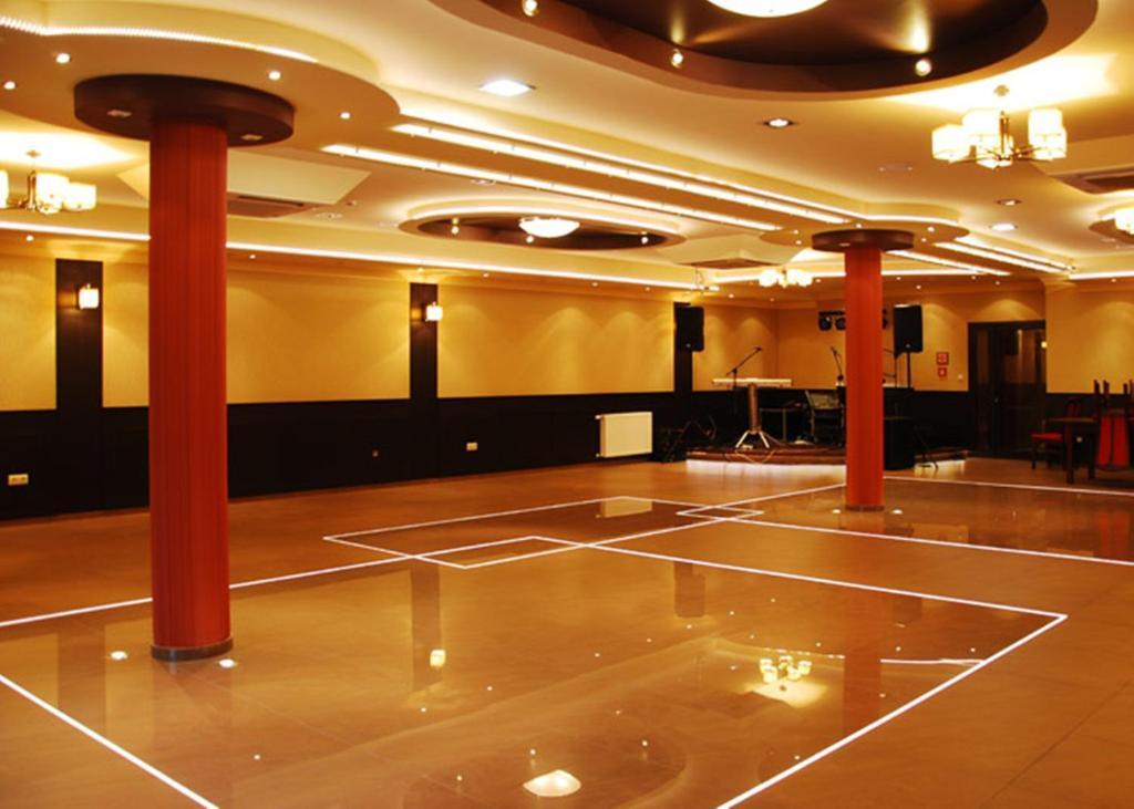 Hotel Texicana Sulechów 외부 사진