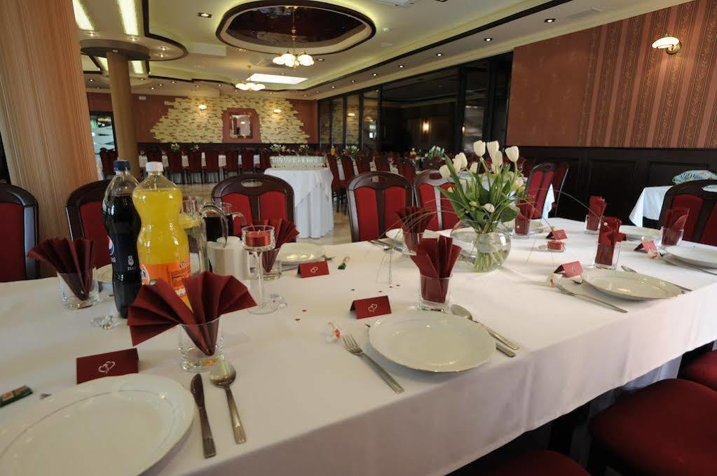 Hotel Texicana Sulechów 외부 사진